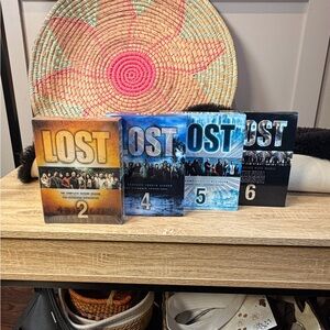 Lost the Complete Second,Fourth, Fifth, and Final Sixth Seasons
